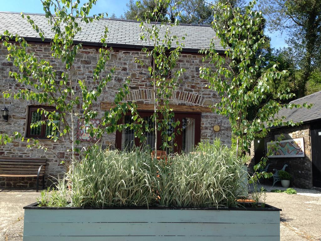 Petrock Holiday Cottages Newton Saint Petrock Екстериор снимка