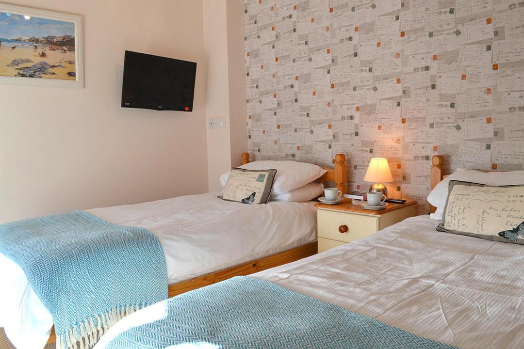 Petrock Holiday Cottages Newton Saint Petrock Екстериор снимка